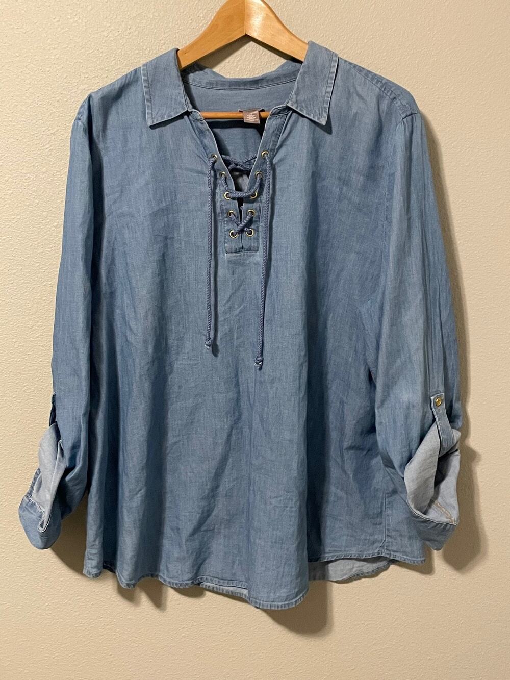 Chicos Tunic Top Womens 3 US XL Blue Chambray Lace Up Roll Tab Sleeve Boho